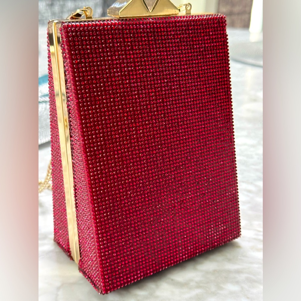 Nina Red Glass Bead Clutch Minauderie